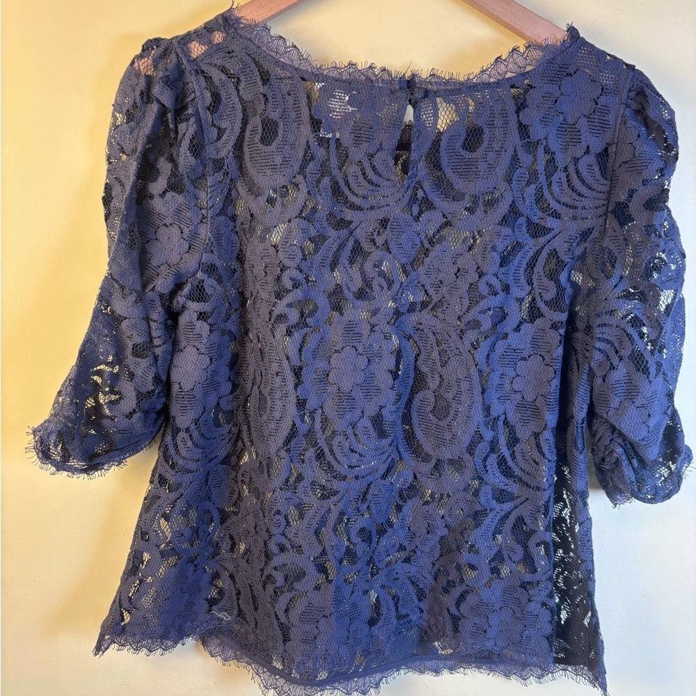 Sundance Navy Lace Blouse Top Rusched Elbow Length Sleeves Size Medium - Picture 3 of 4